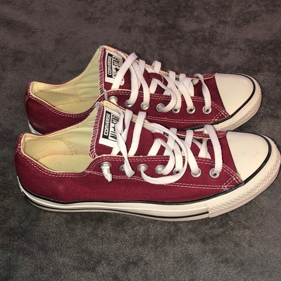 Converse Other - Burgundy Converse